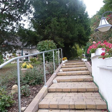 Landhaus Hubertus Guest House Litzendorf Екстериор снимка